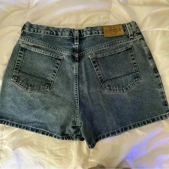 Nautica denim shorts mid rise size 14 waist 30” - Picture 4 of 4